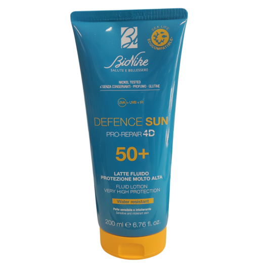 Bionike Defence Sun Latte Fluido Solare SPF 50+ Protezione Molto Alta 200ml - Water Resistant per Pelle Sensibile e Intollerante