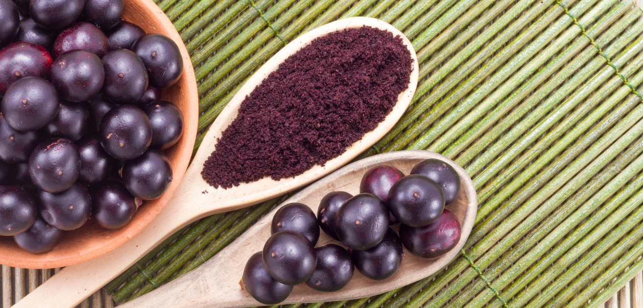 Acai: quali sono i benefici e le proprietà di questo frutto brasiliano