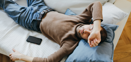 Sudorazione notturna: quali sono le cause e quando preoccuparsi