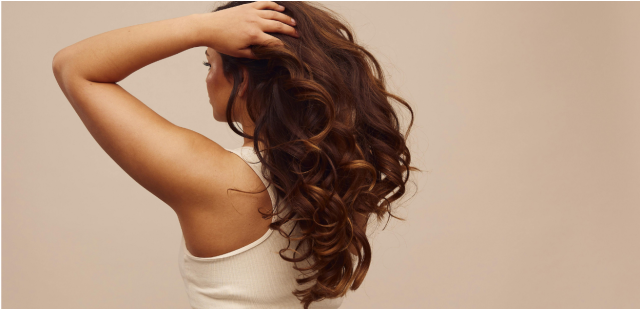 Perché iniziare a prendere l'integratore anticaduta capelli già a fine estate Perché iniziare a prendere l'integratore anticaduta capelli già a fine estate