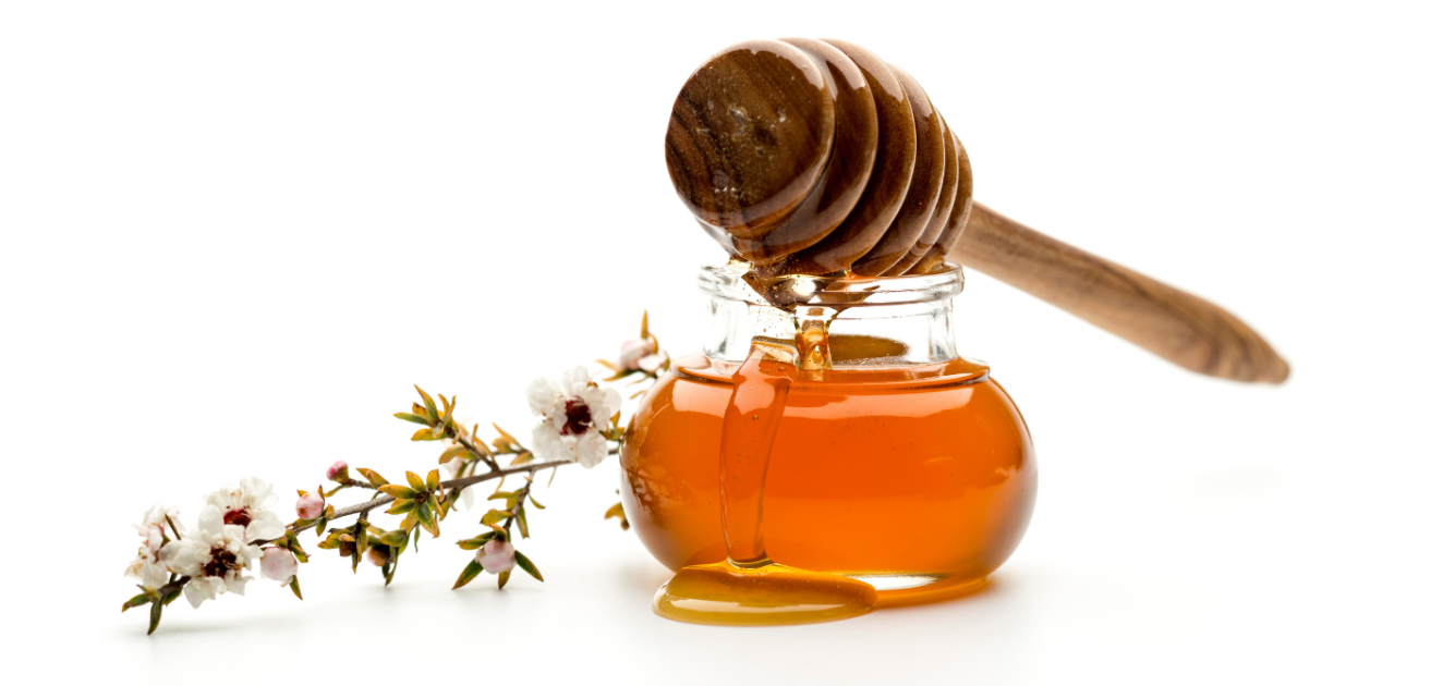 Miele di Manuka: di cosa si tratta e come usarlo nei cambi di stagione